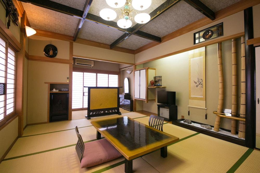 Hotel Housenkaku Beppu Extérieur photo