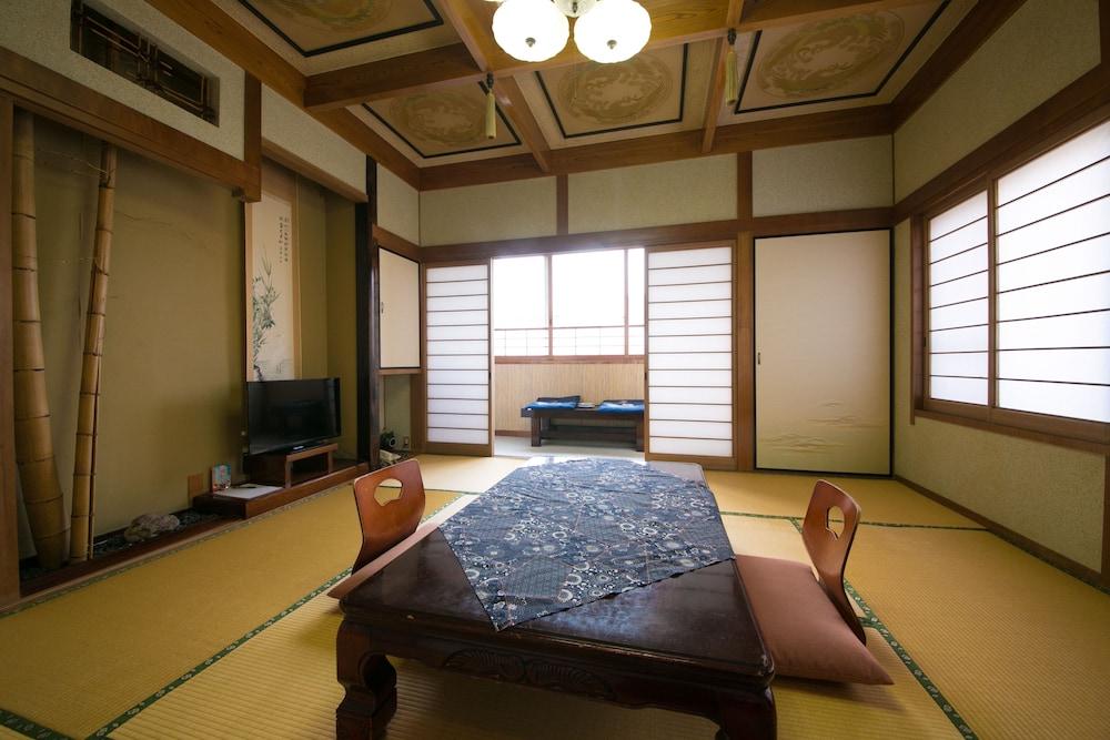 Hotel Housenkaku Beppu Extérieur photo