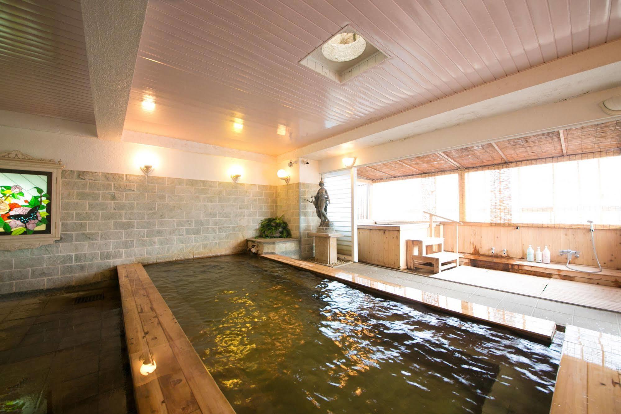Hotel Housenkaku Beppu Extérieur photo