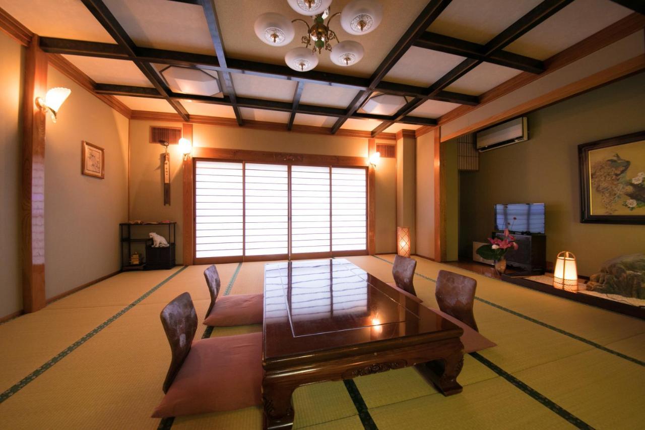 Hotel Housenkaku Beppu Extérieur photo